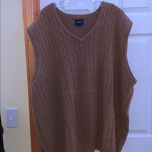 Men’s sleeveless sweater vest